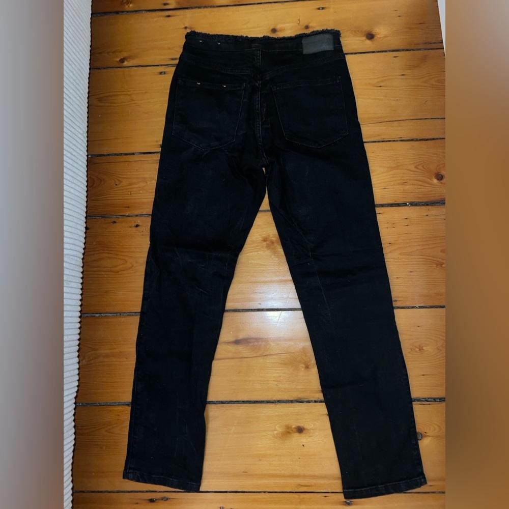 Women's Black Straight Leg Jeans